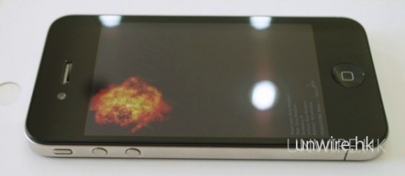 iPhone 4G 使用高解像 960 x 640 及新技術熒幕