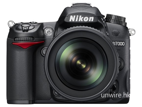 100% VF + 防塵防滴 + 39點 AF – Nikon D7000 發表