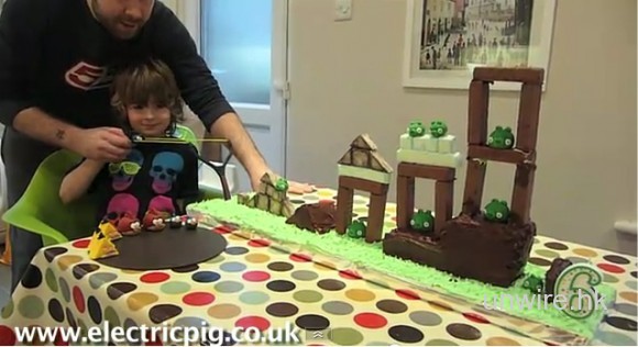 父親製巨型 Angry Birds 蛋糕賀兒子生日，能吃又能玩！