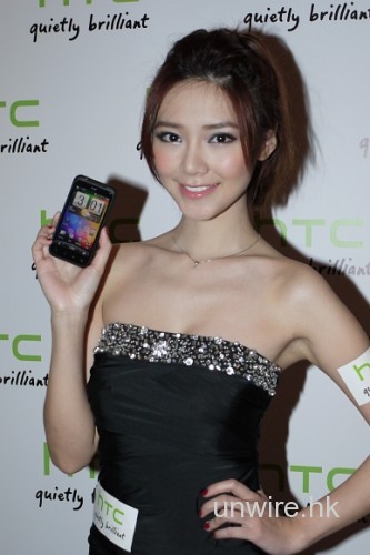 輕薄、省電、好設計：HTC Incredible S