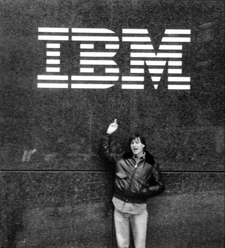 叛逆精神帶來創意？Steve Jobs 的輕狂歲月‧向 IBM 豎中指