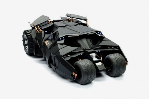 型爆! Dark Knight Batmobile 1:6 蝙蝠車現身