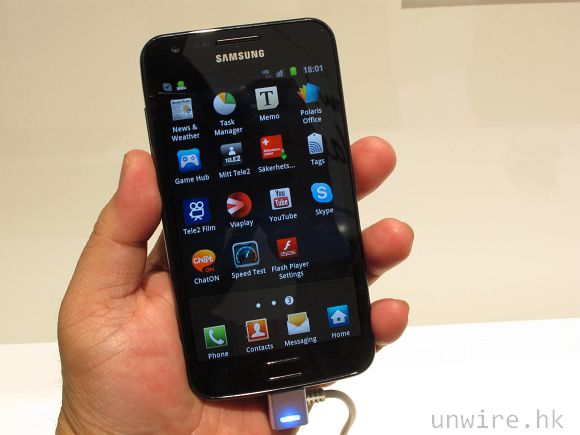 [MWC 快訊] 極速上網 – Samsung Galaxy S II LTE‧Galaxy Tab 8.9 LTE 近身看