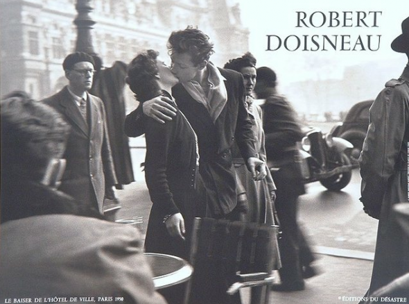 [Google Doodle] ！法國攝影大師 Robert Doisneau 百歲誕辰紀念
