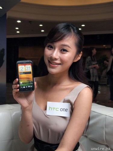 One X 植入 LTE – HTC One XL