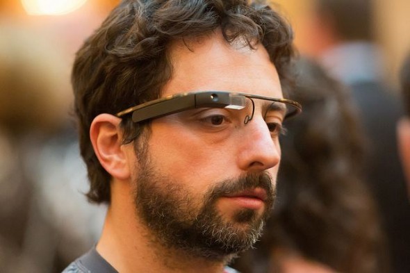 Android 帶動生活！Google 老闆親自試玩 「Project Glass」