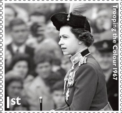 勁靚！英國皇家郵政紀念郵票展現女皇 60 年英姿