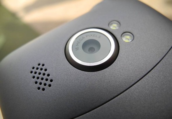 HTC Titan II 千六萬像素鏡頭真相現身
