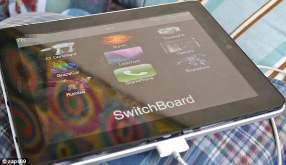 果迷 1 萬美元買壞了的 iPad 1 原型機