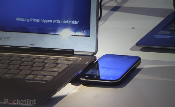 手機差電唔洗 USB 線！Intel 推出 Ultrabook 無線充電功能