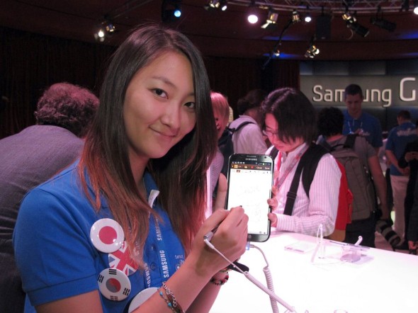 【直擊 IFA 2012】Galaxy Note II 全新 S-Pen 功能及表現實測（上）