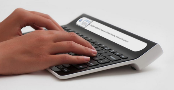 Smartype Keyboard-在 keyboard 上可以睇到自己打的字，加快打字速度