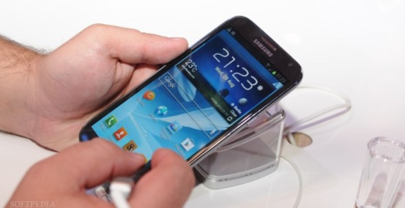 Samsung 準備推出平價版 5 吋四核手機？