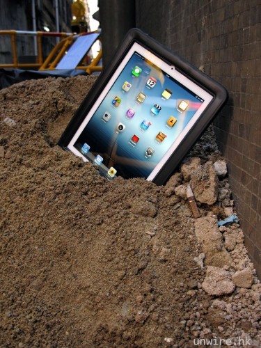 iPad 第四代都用得！落水入沙沖涼用都得！Lifeproof NÜÜD Case & Cover / Stand Bundle for iPad