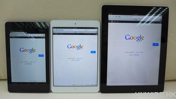 iPad mini 大小、睇網頁比較