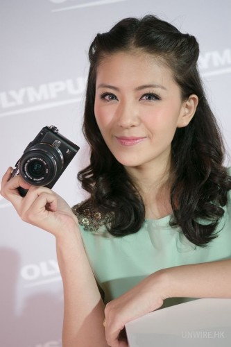 Olympus PEN Mini E-PM2 香港售價 $4,990