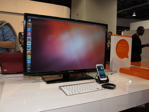 流動平台新勢力！Ubuntu 手機 @CES 真機速試