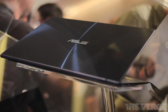 Asus 推出強化玻璃面蓋超薄 Zenbook Infinity