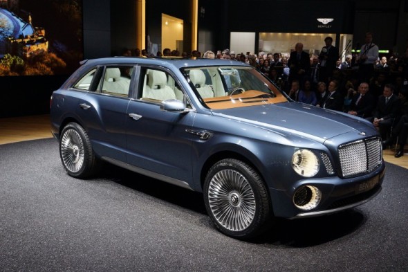 2016 年登場！Bentley 公佈地上最強 SUV 企劃