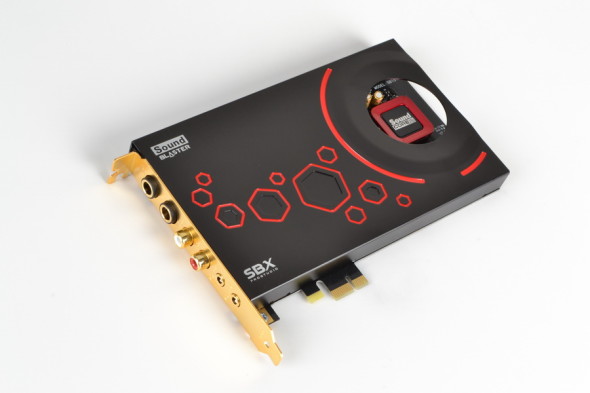 Creative 官方原裝 SB ZxR 音效卡，同樣亦使用 Sound Core3D 音效晶片。