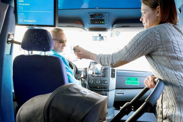 芬蘭巴士公司  讓乘客自選路線「釣泥猛」