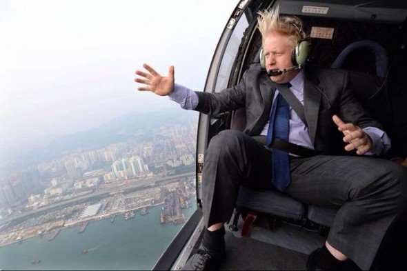倫敦市長訪港坐直升機，慘被網民萬能 Key