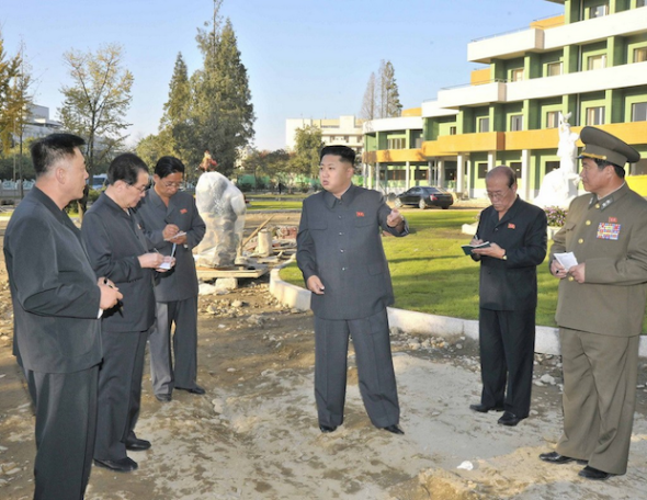 遠距離視察兒童醫院建設？北韓官照再爆 Photoshop 疑雲