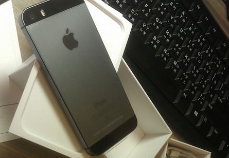 干預台灣營運商 iPhone 定價！Apple 被罰 2,000 萬新台幣