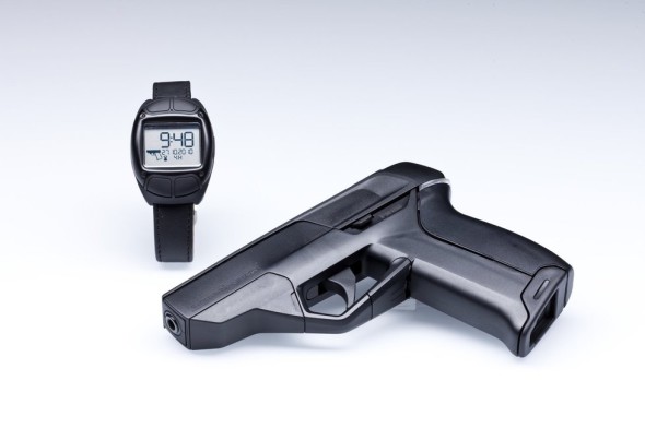 安全 RFID 手槍  佩戴對應手錶方可發射