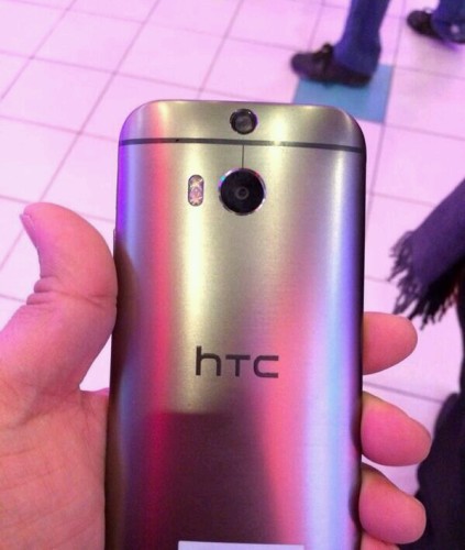 再有疑似 HTC M8 相流出！新金屬材質？