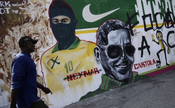 Street-Art-FIFA-World-Cup-in-Rio-de-Janeiro-Brazil-54564358