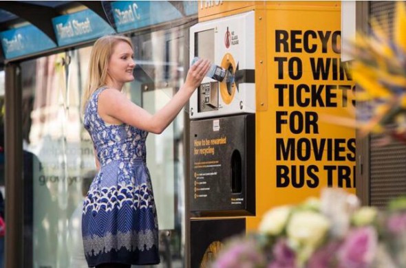 澳州自動販賣機  不收現金只收垃圾