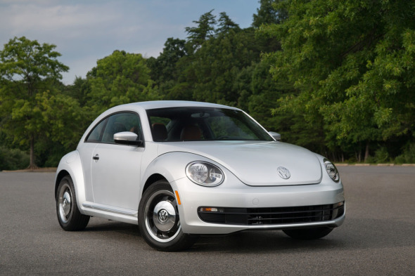 VW 推出 Beetle Classic 版向元祖甲蟲致敬