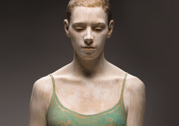 抱擁寂寞．義大利藝術家的木雕人體奧秘展