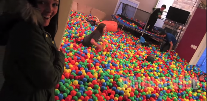 2015-01-22 17_45_59-Crazy Plastic Ball PRANK!! - YouTube
