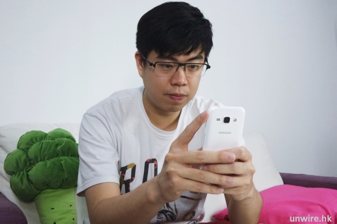 小編 ：「打中國平價機 ? 」- 超細部 Android 機仔 Samsung Galaxy J1 初步評測