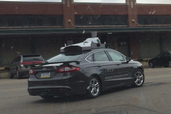 Uber 測試無人駕駛車   或為未來棄掉司機鋪路