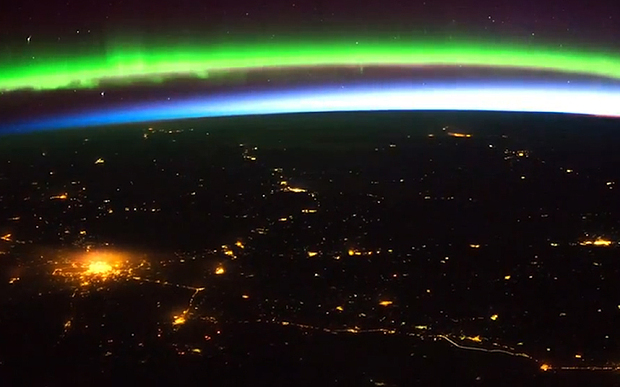 意大利太空人 Timelapse 技術拍下絕美北極光