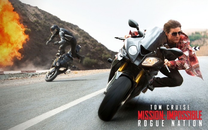 tom-cruise-mission-impossible-5-rogue-nation-2015-bmw-s1000rr-motorbike-wallpaper