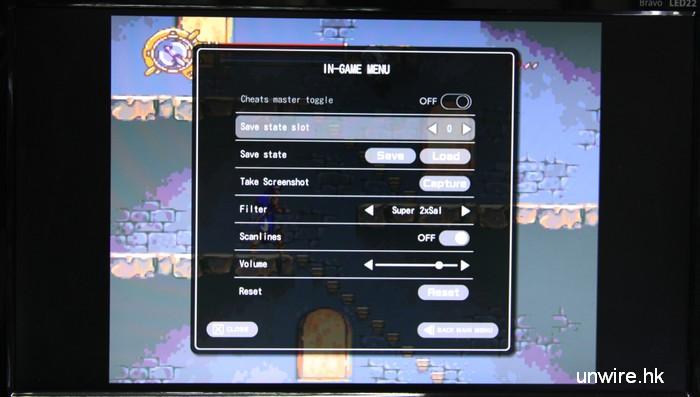 在遊戲中按下 HOME 鍵，便可在選單內即時 Save & Load 遊戲進度，當中更設有 8 個儲存位置，可讓玩家分段儲存進度