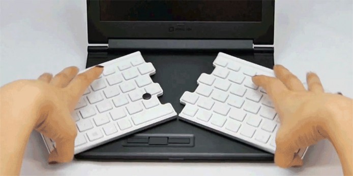日本設計 8 吋小筆電內藏 12 吋鍵盤