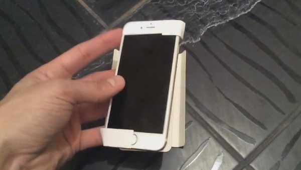 實機影片曝光！傳 Apple 4 吋新機正確名稱為「iPhone 5SE」