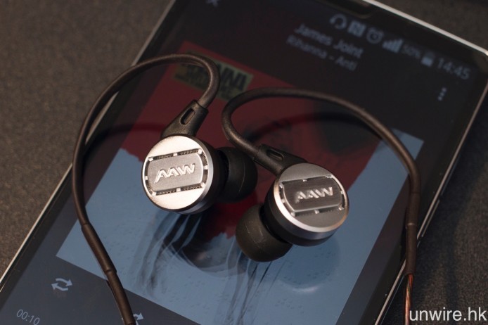Android/iOS 一機橫行 AAW Nebula One 免提入耳式耳機初步評測