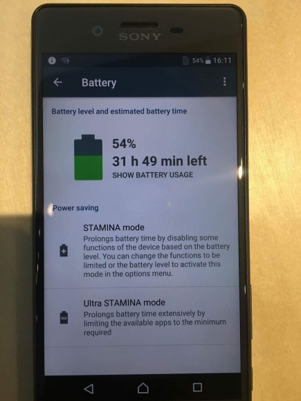 即使不使用 Stamina 省電模式，54% 電量已可使用 31 小時，亦代表電池足夠正常使用超過兩日。不過實際情況會因應使用不同 Apps 而有所不同，有待我們實機到手再作測試。