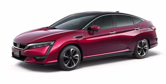 Honda 日本開賣氫燃料車 Clarity