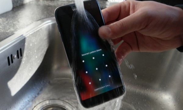 更加耐用！傳 Galaxy Note 6 將有 IP68 防水防塵及虹膜識別功能