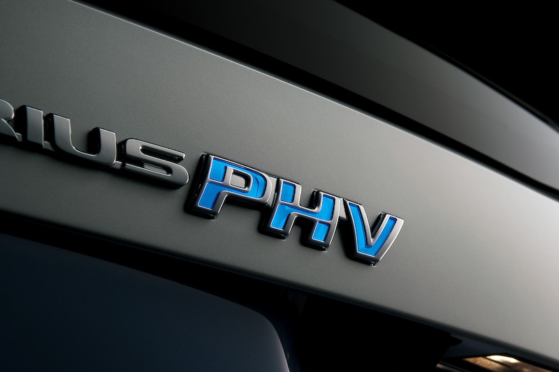Toyota-Prius-PHV-upgraded-PHV-logo