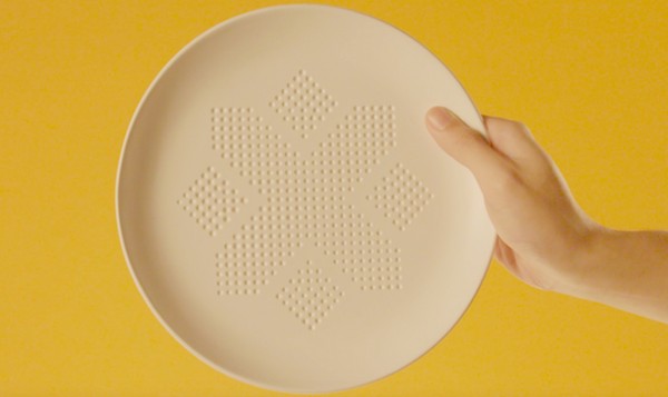 助減肥更健康！泰國政府設計 AbsorbPlate 神奇餐碟　