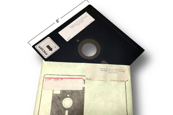 估你唔到！美國五角大樓核武控制系統竟然仍用 8 吋 Floppy 碟