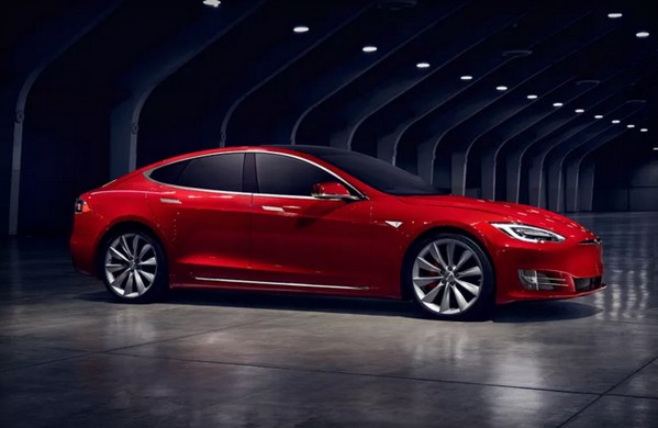 價格更便宜！Tesla 推出新款 Model S 60 及 60D 有齊各種新功能